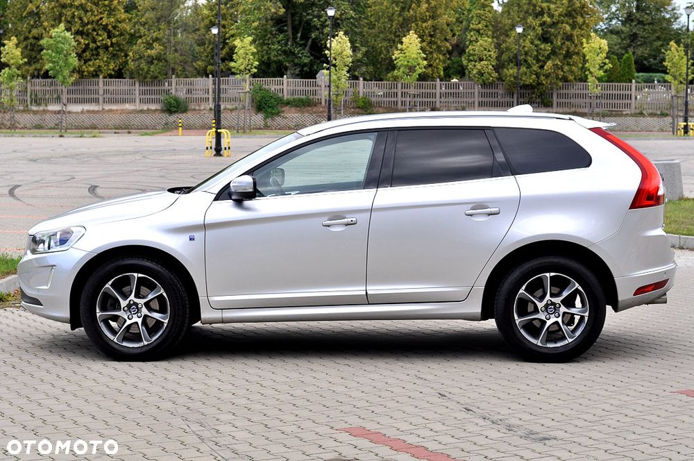 Volvo XC 60 D3 Drive-E Ocean Race - 12