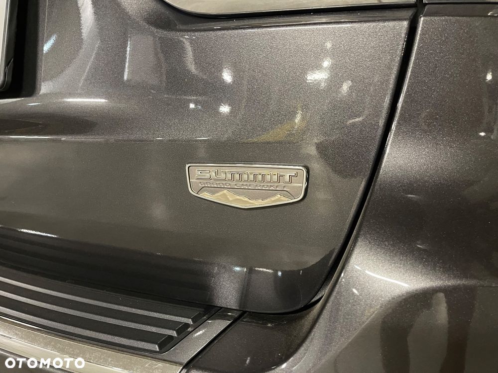 Jeep Grand Cherokee 3.0 CRD Summit - 31
