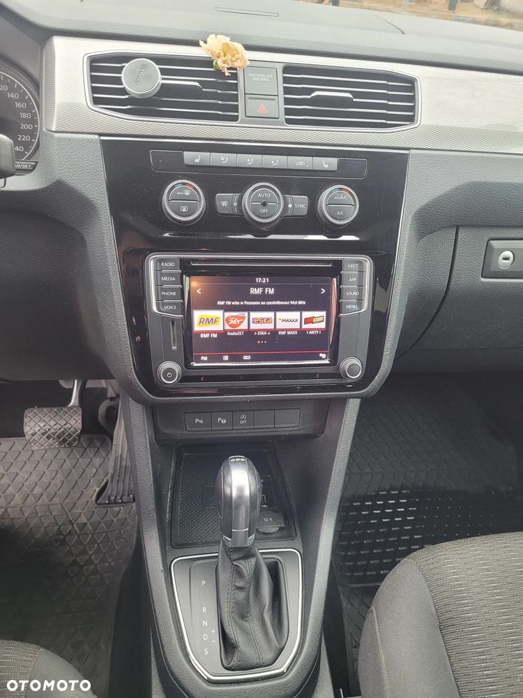 Volkswagen Caddy 1.4 TSI Comfortline DSG - 12