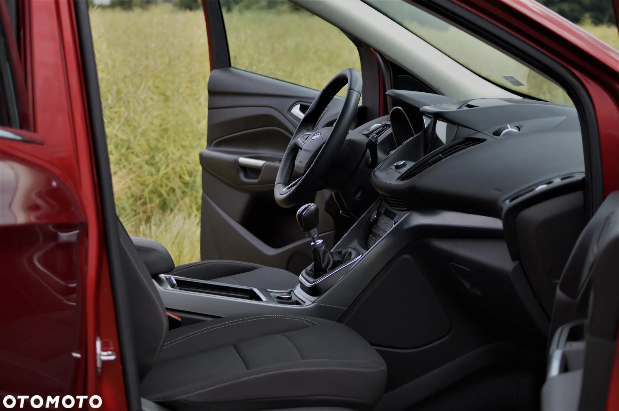 Ford Kuga - 24