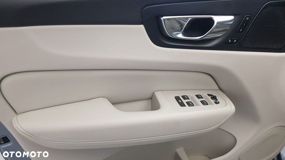 Volvo XC 60 - 19