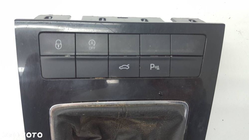 MIESZEK GAŁKA BIEGÓW SKODA OCTAVIA III 2019 EUROPA - 2