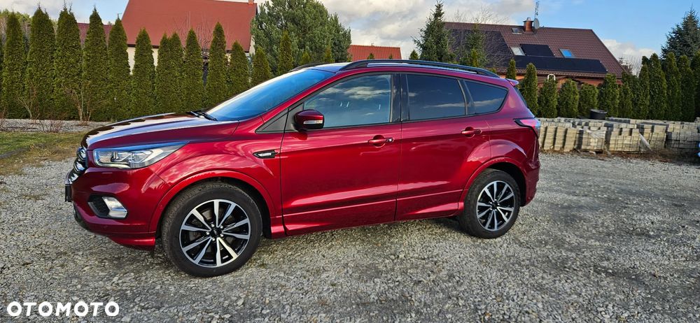 Ford Kuga 2.0 TDCi 4x2 ST-Line - 11