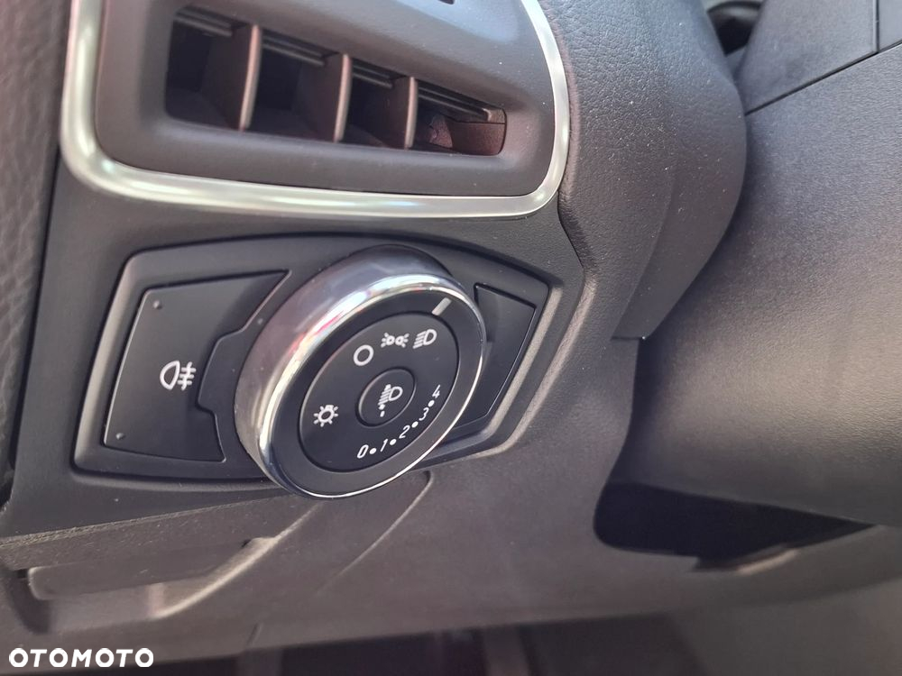 Ford Focus 1.6 TDCi DPF Start-Stopp-System SYNC Edition - 18
