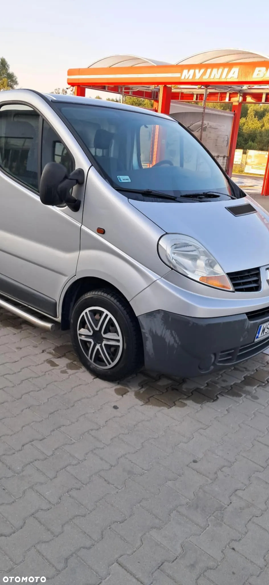 Renault TRAFIC - 24