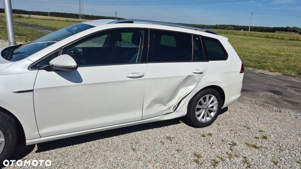 Volkswagen Golf - 11