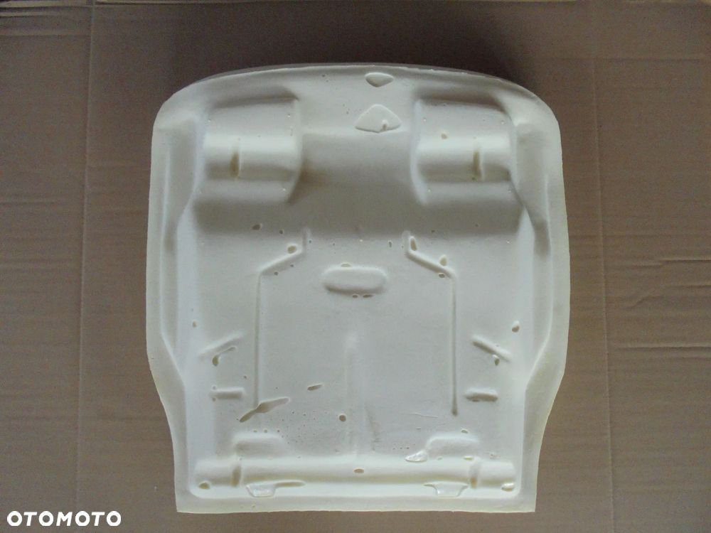 SIEDZISKO PIANKA GĄBKA FOTELA IVECO DAILY 2014- 42569534 42569535 - 2