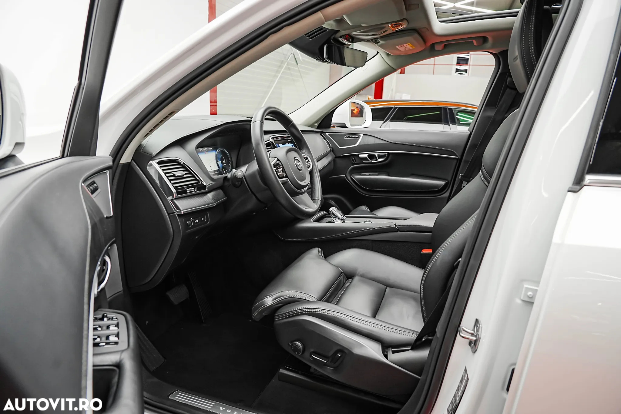 Volvo XC 90 T8 Twin Engine AWD Inscription - 4