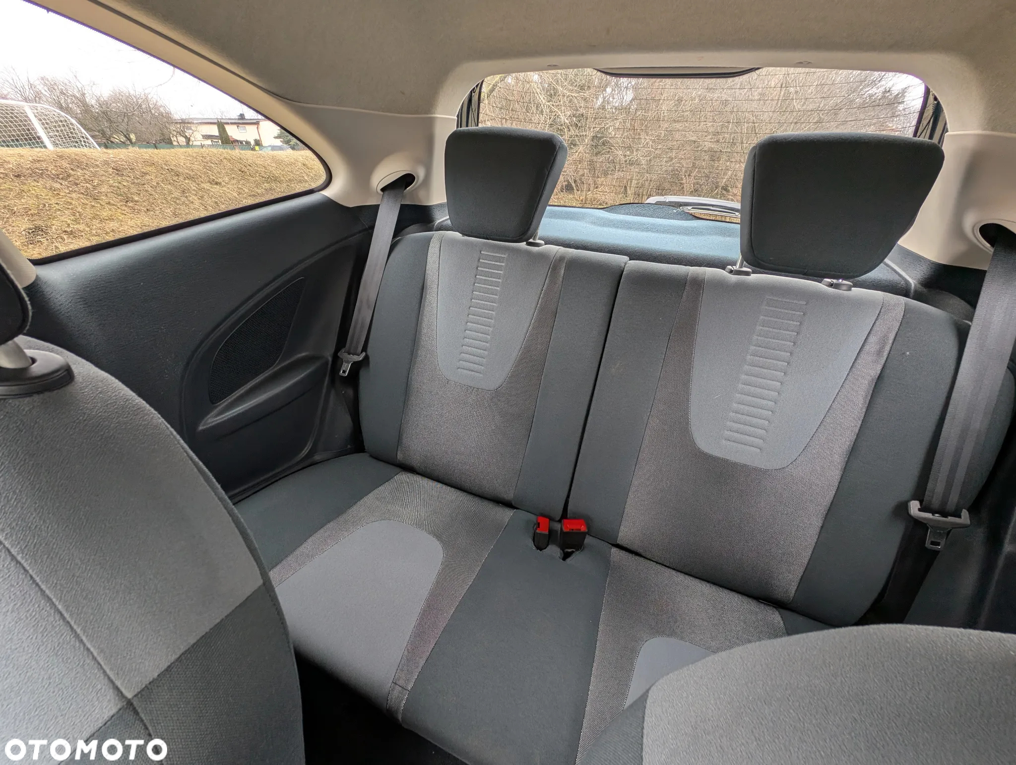 Ford KA 1.2 Ambiente - 11