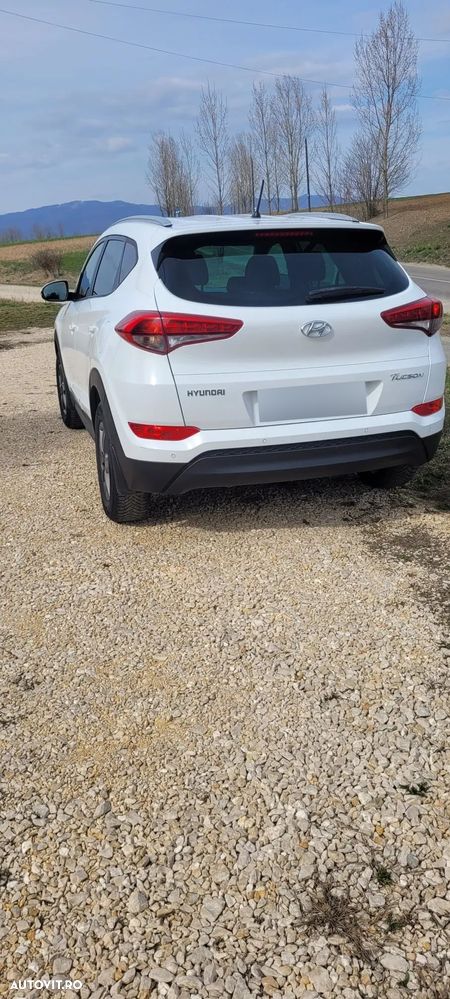 Hyundai Tucson 1.6 GDI 2WD 6MT Comfort - 2
