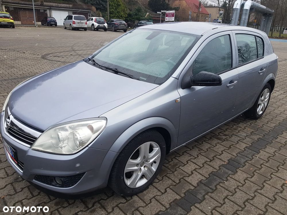 Opel Astra 1.7 CDTI DPF Edition - 1