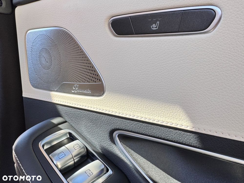 Mercedes-Benz Klasa S 400 d 4Matic 9G-TRONIC - 26