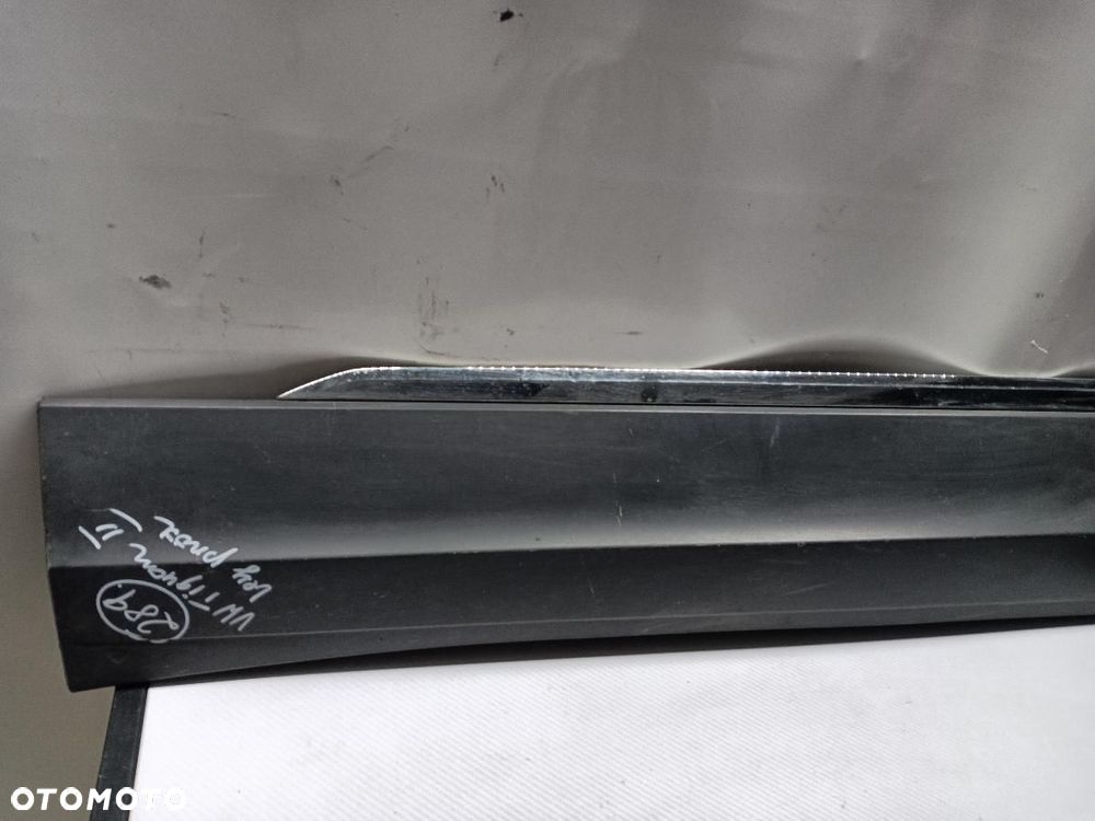 LISTWA DRZWI PRZÓD PRZEDNIA LEWA VW TIGUAN II 5NA854939P - 2