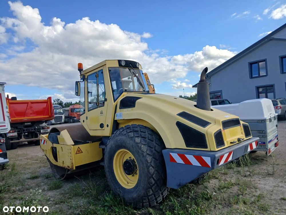 Bomag 213/4 - 2