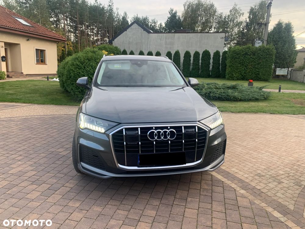 Audi Q7 2022 photo 2