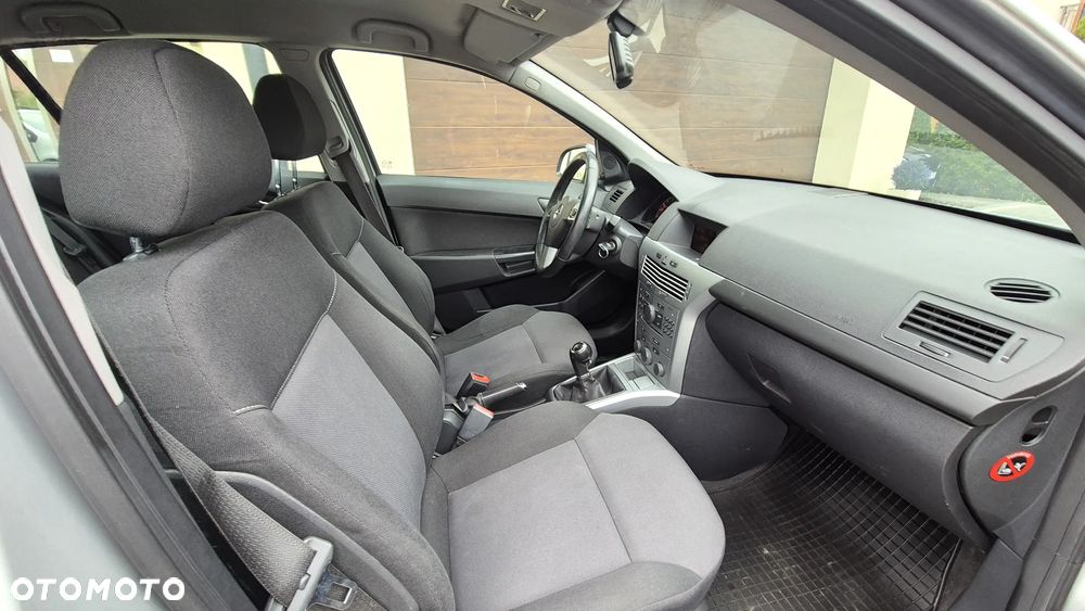 Opel Astra 1.6 Enjoy - 7