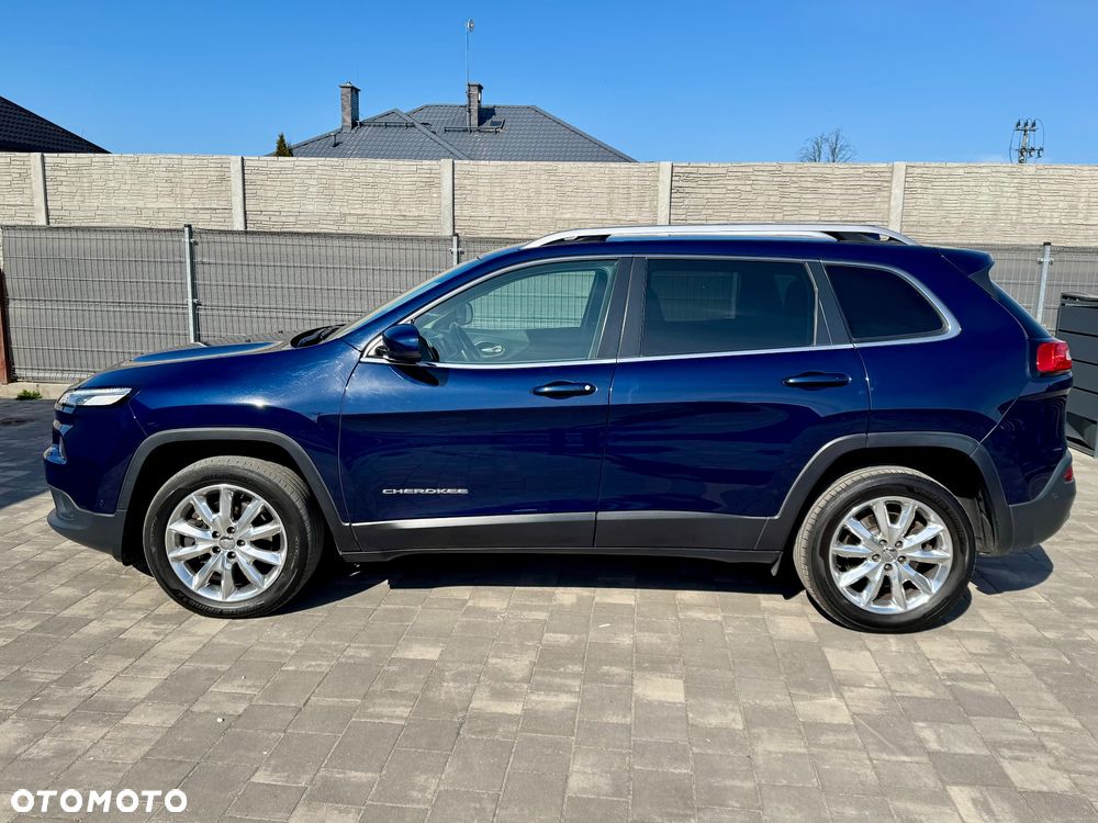 Jeep Cherokee - 5