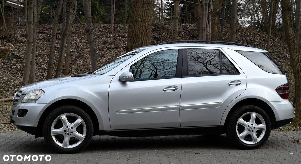 Mercedes-Benz ML - 13