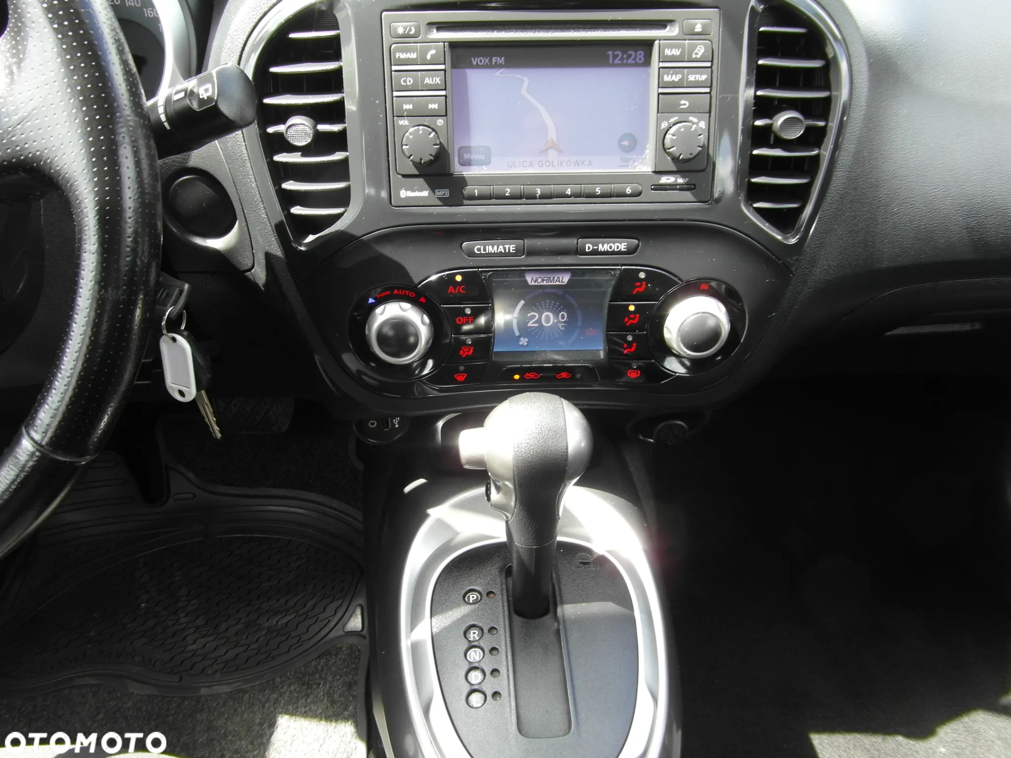 Nissan Juke 1.6 CVT Tekna - 27