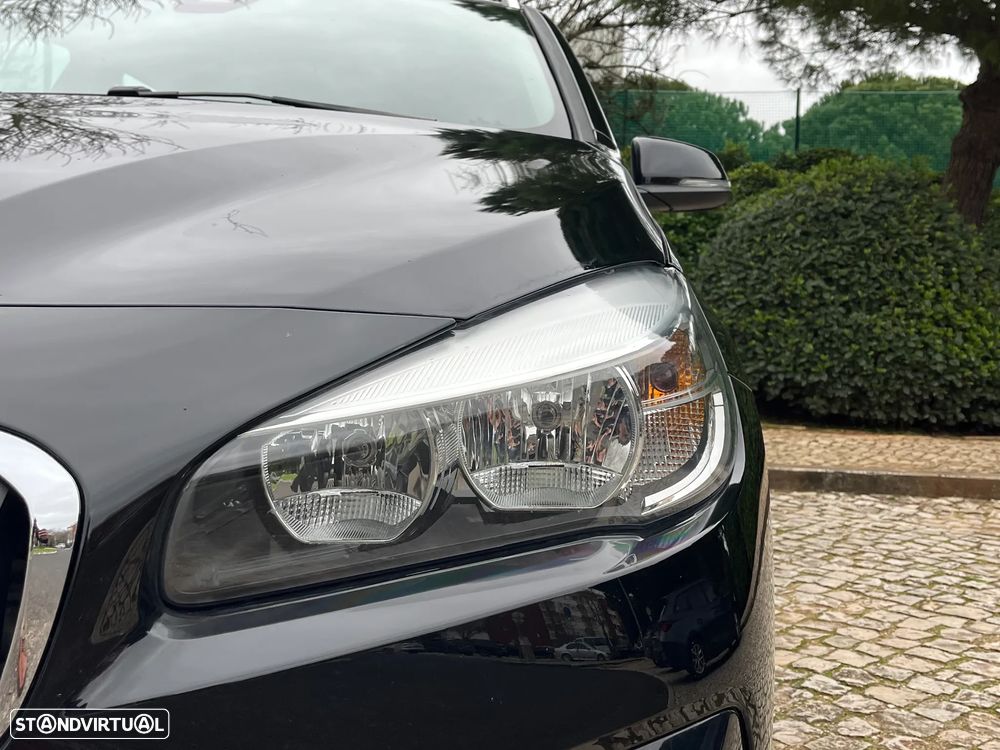 BMW 216 Gran Tourer d - 10