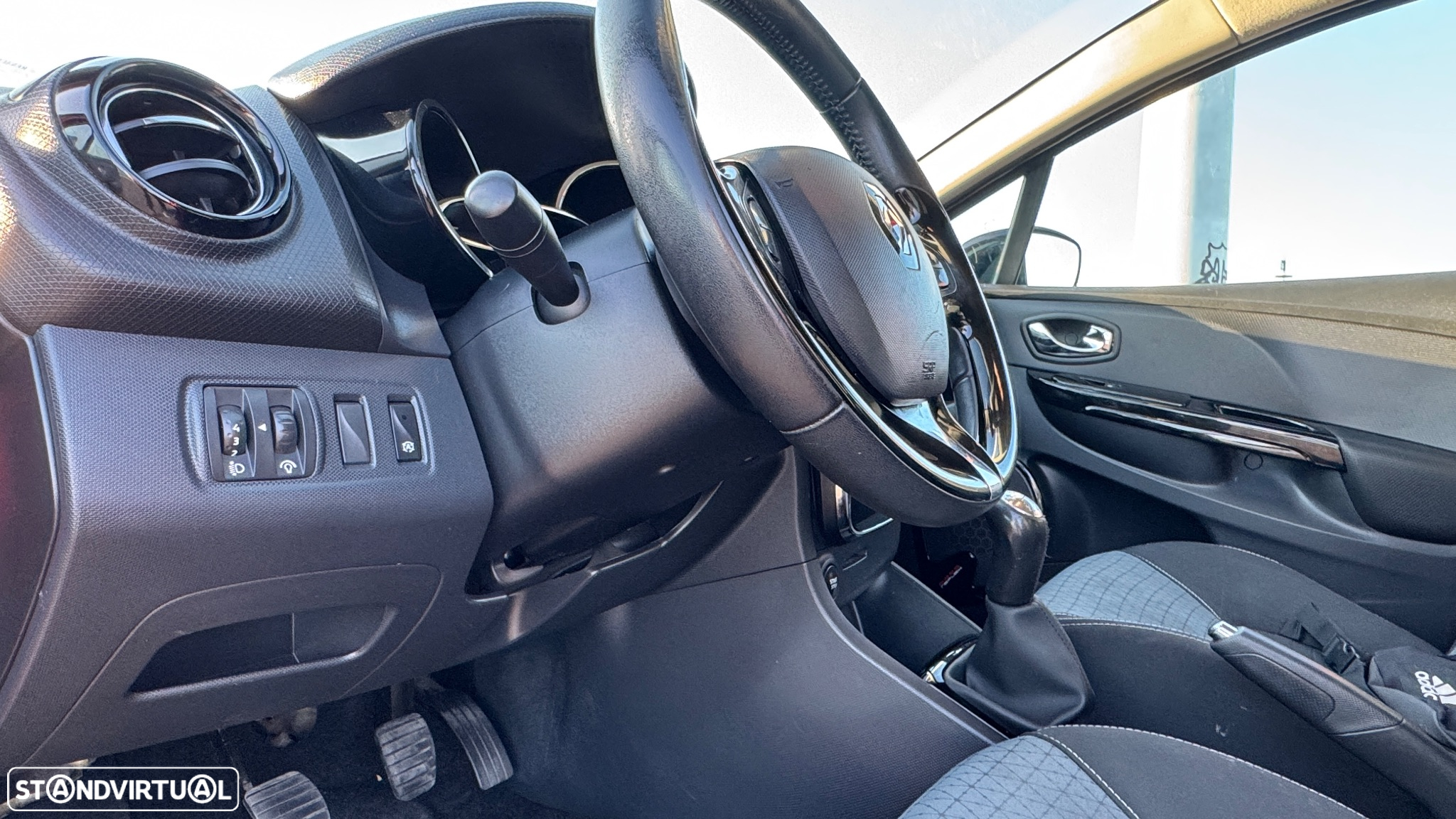 Renault Clio Sport Tourer 1.5 dCi Dynamique S 82g - 14