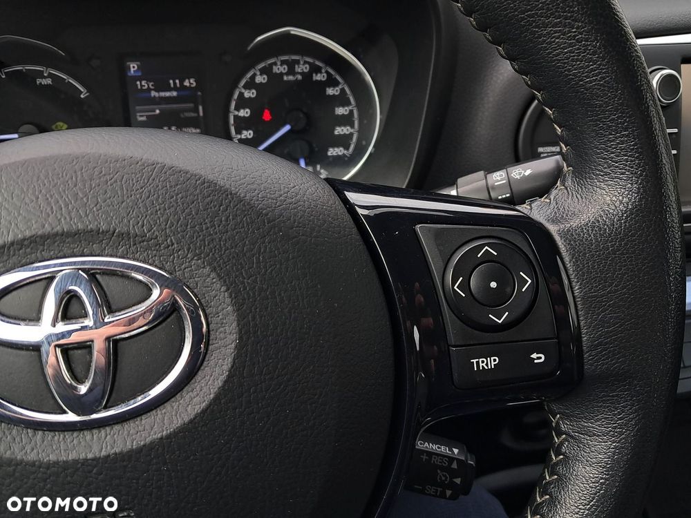 Toyota Yaris - 16