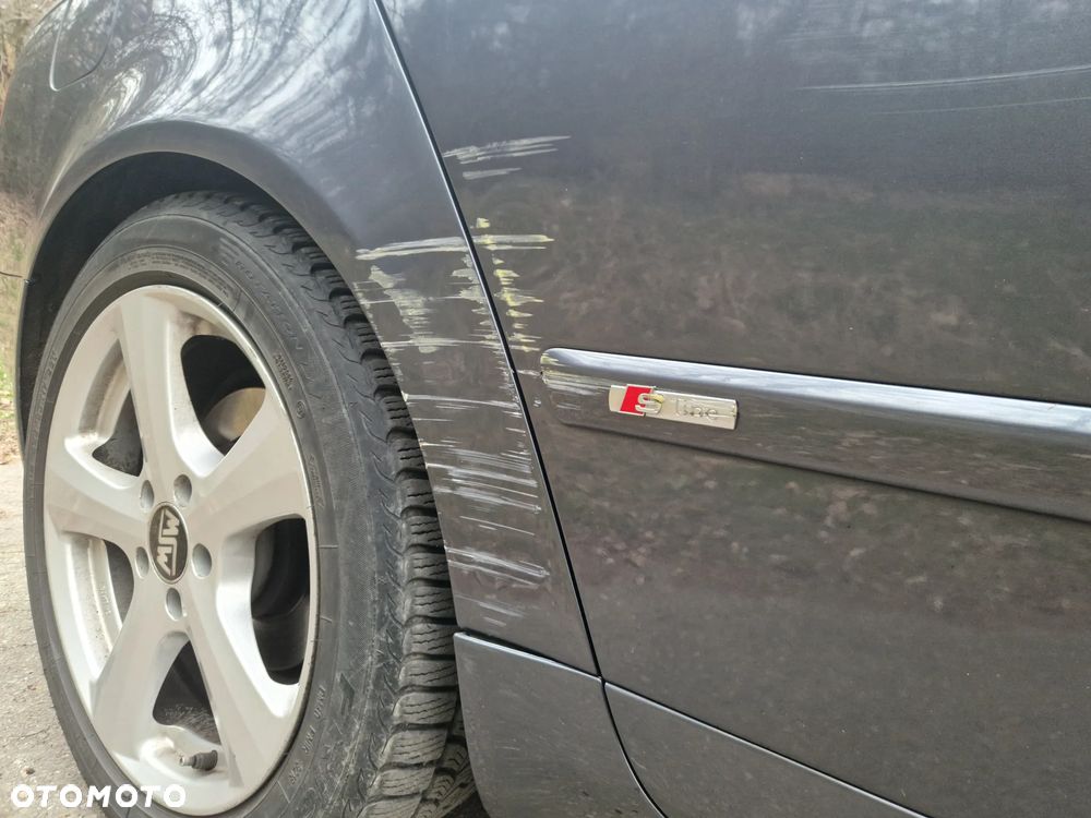 Audi A4 Avant 2.0 T FSI - 9