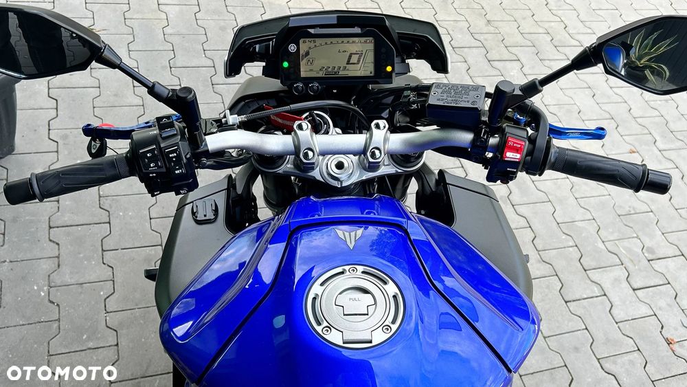 Yamaha MT - 8