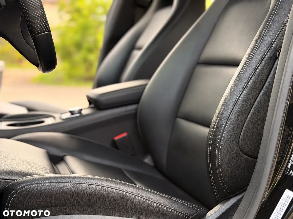 Mercedes-Benz CLA 250 4-Matic - 24