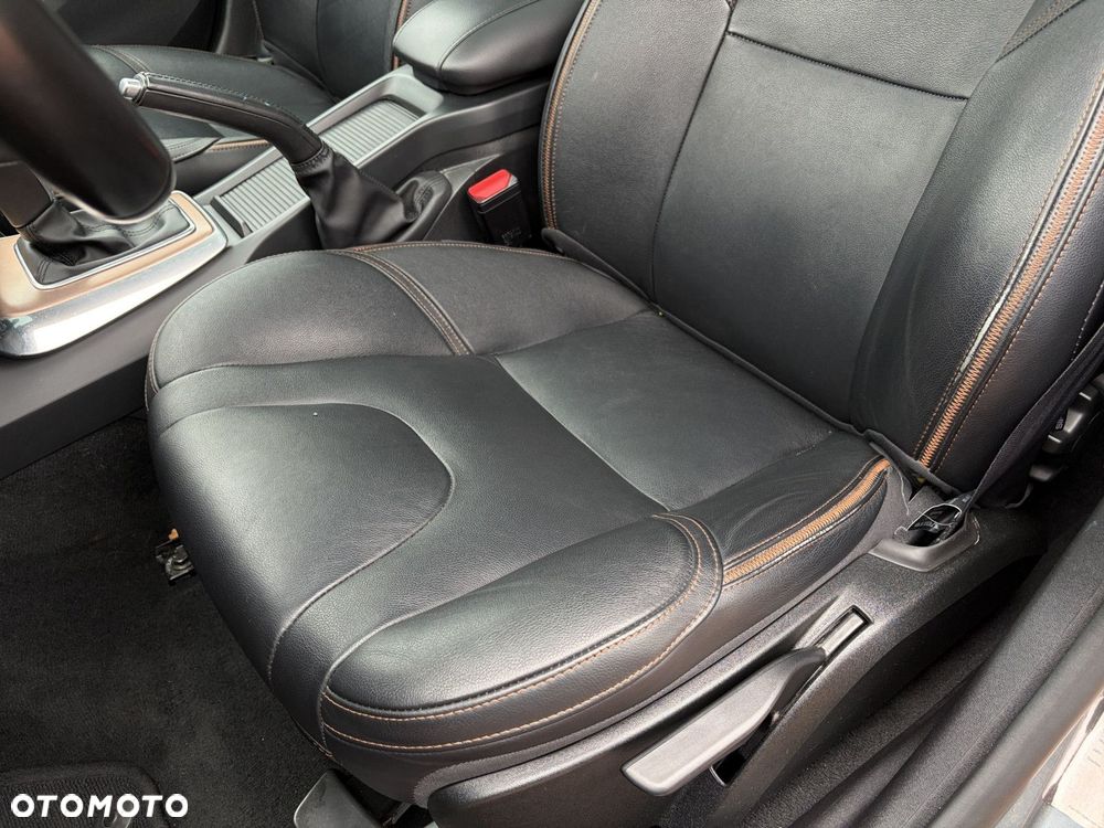 Volvo V40 Cross Country D4 Geartronic Summum - 12