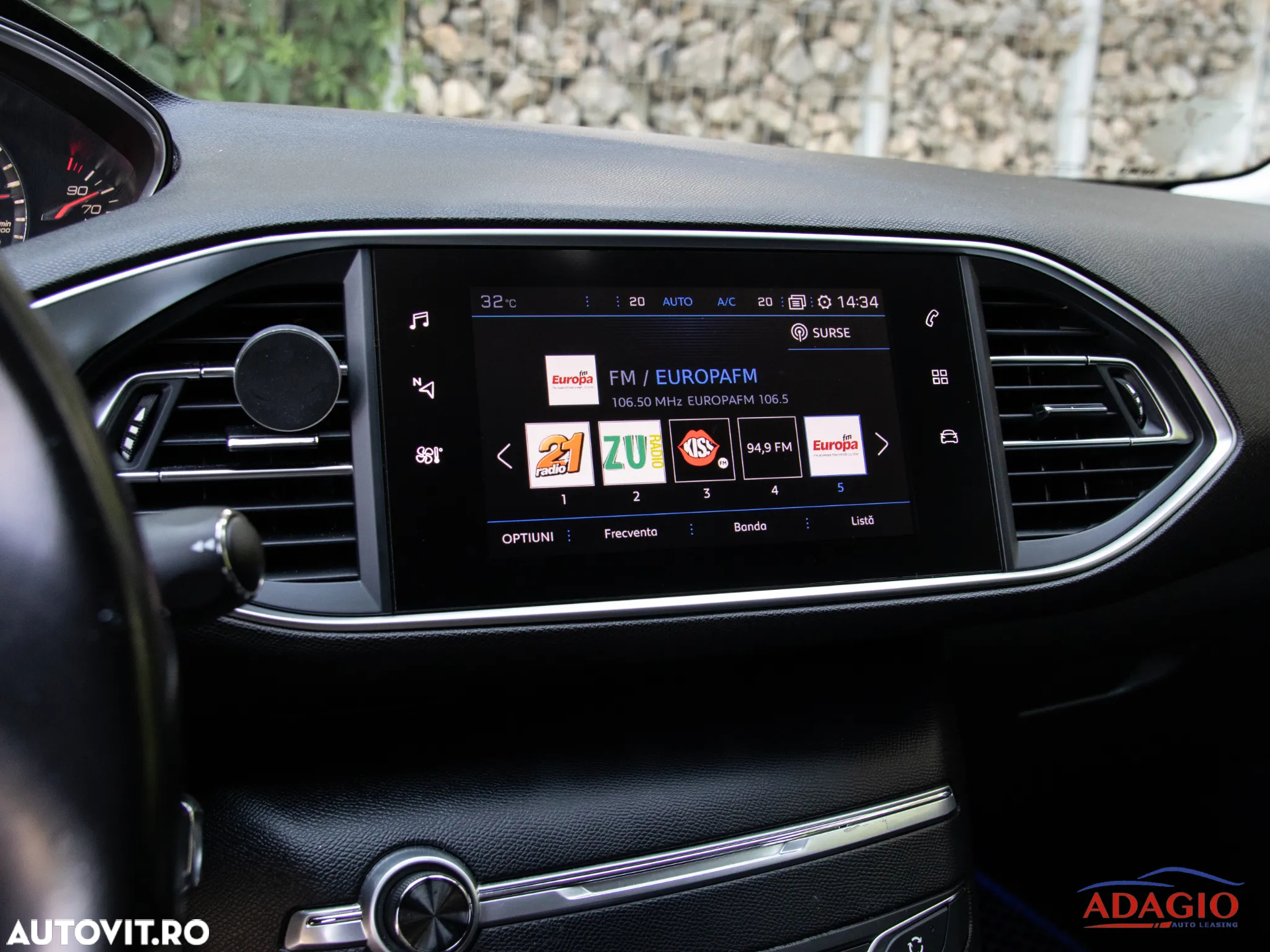 Peugeot 308 BlueHDi 130 EAT8 Style - 30