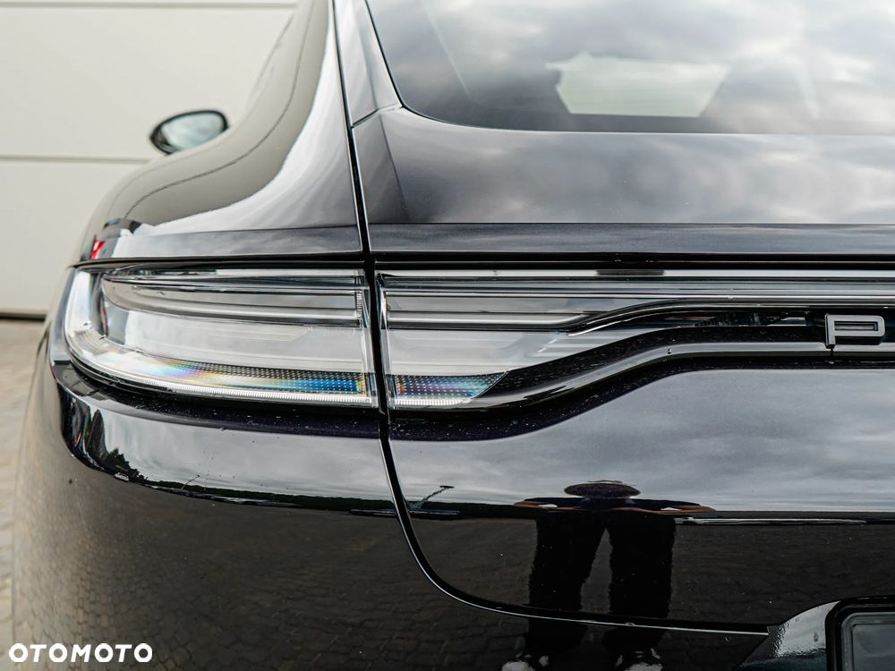 Porsche Panamera Turbo S - 8