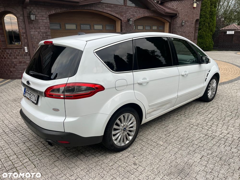 Ford S-Max - 8