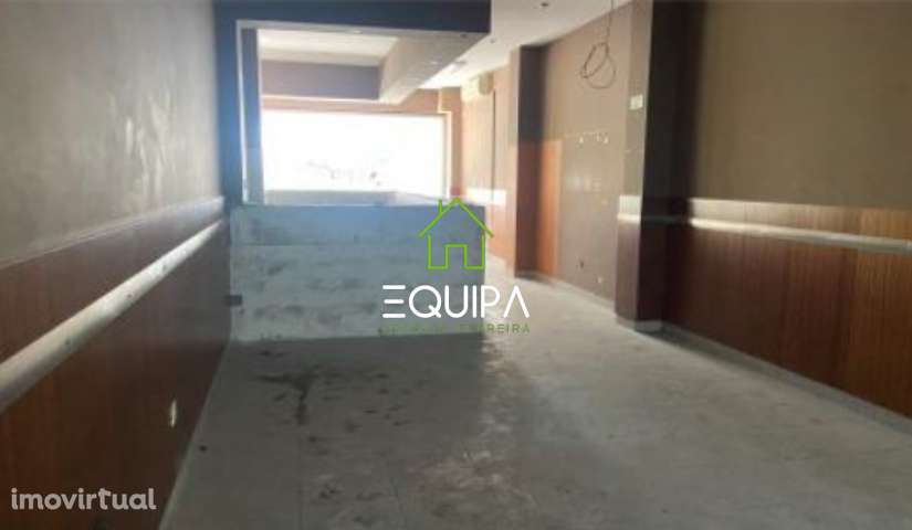 Loja destinada a espaço comercial na Maia - Grande imagem: 3/6