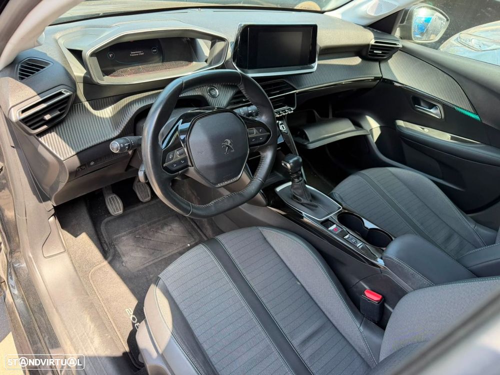 Peugeot 208 1.2 PureTech Allure - 6