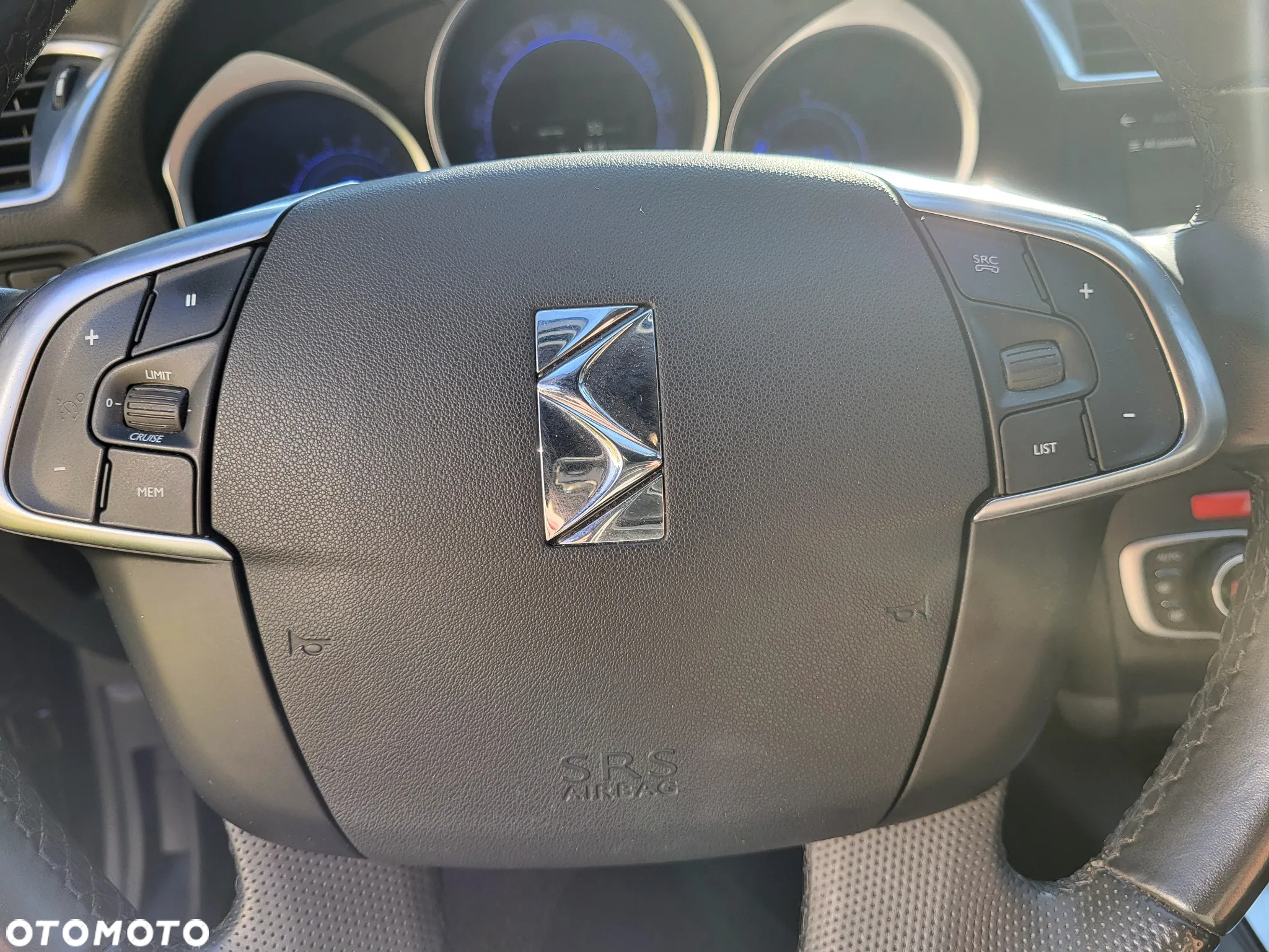 DS Automobiles DS 4 - 14