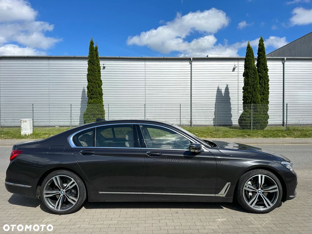 BMW Seria 7 730d xDrive - 7