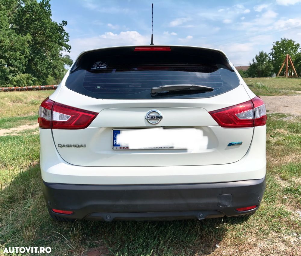 Nissan Qashqai 1.5 DCI Start/Stop N-Connecta - 8
