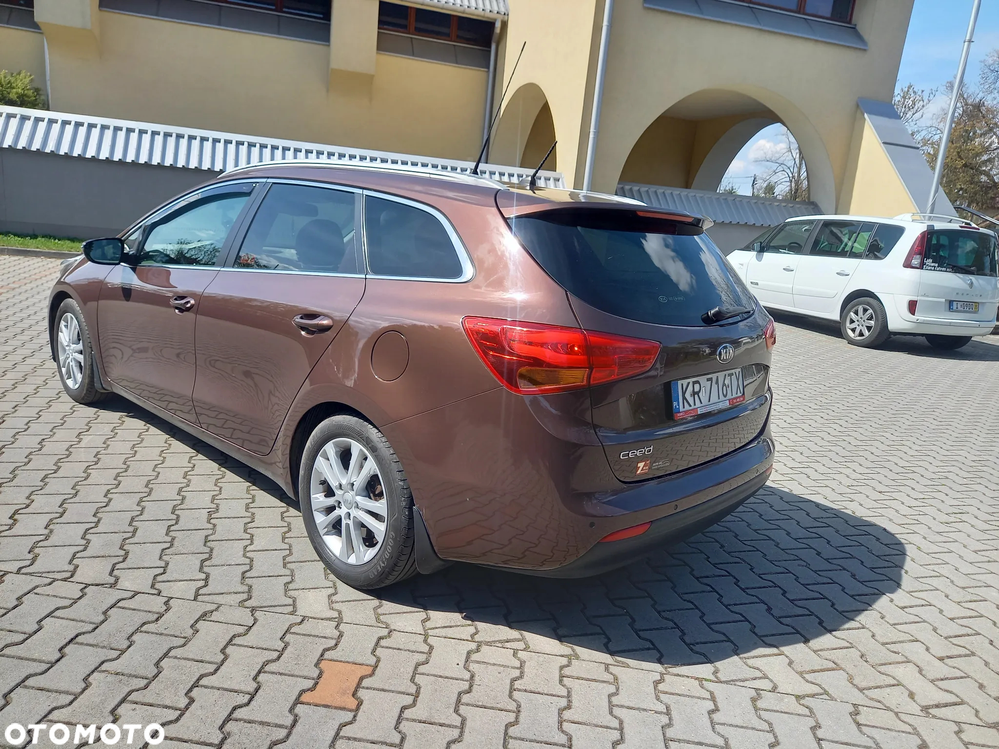 Kia Ceed Cee'd 1.6 GDI XL DCT - 10