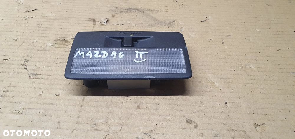 Lampka podsufitki oświetlenie kabiny Mazda 6 II - 2