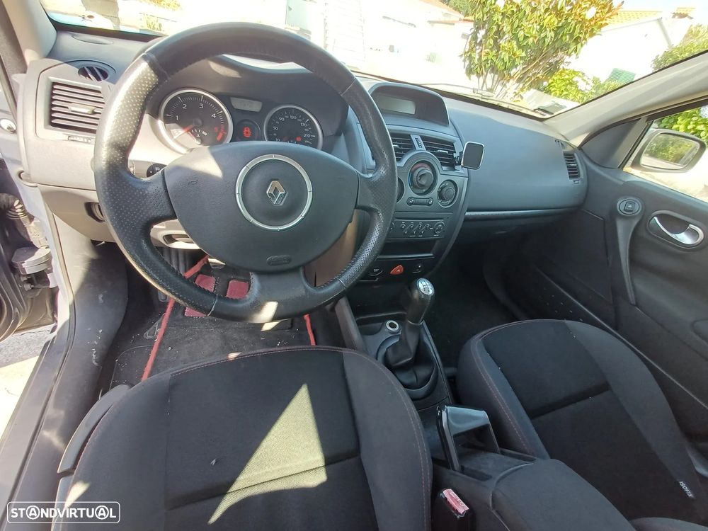 Renault Mégane 1.5 dCi Extreme - 6