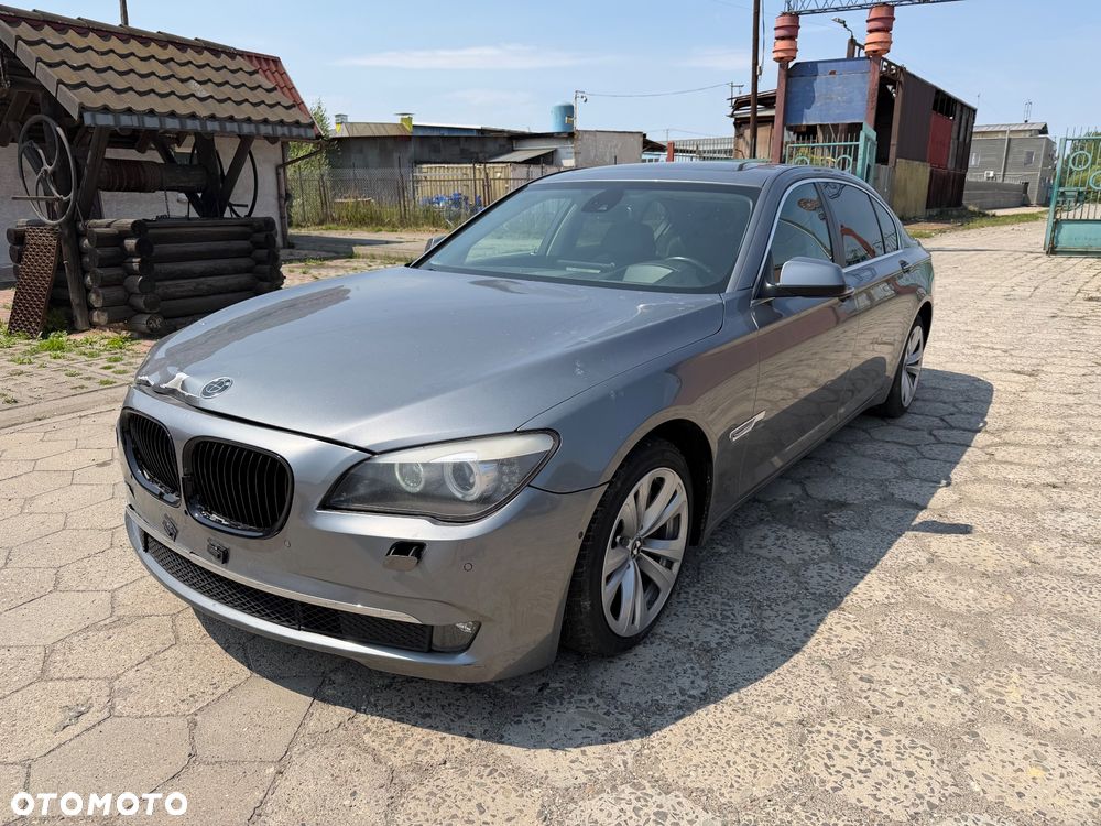 BMW Seria 7 730Ld - 37