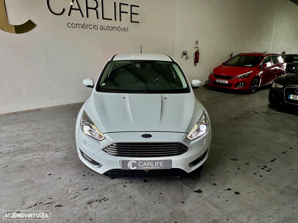 Ford Focus 1.0 SCTi Titanium - 22