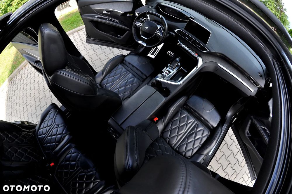 Peugeot 5008 BlueHDi 130 EAT8 GT - 25