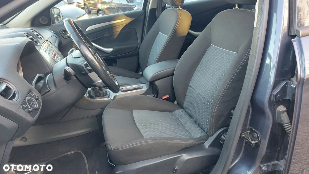 Ford Mondeo 1.8 TDCi Gold X - 9