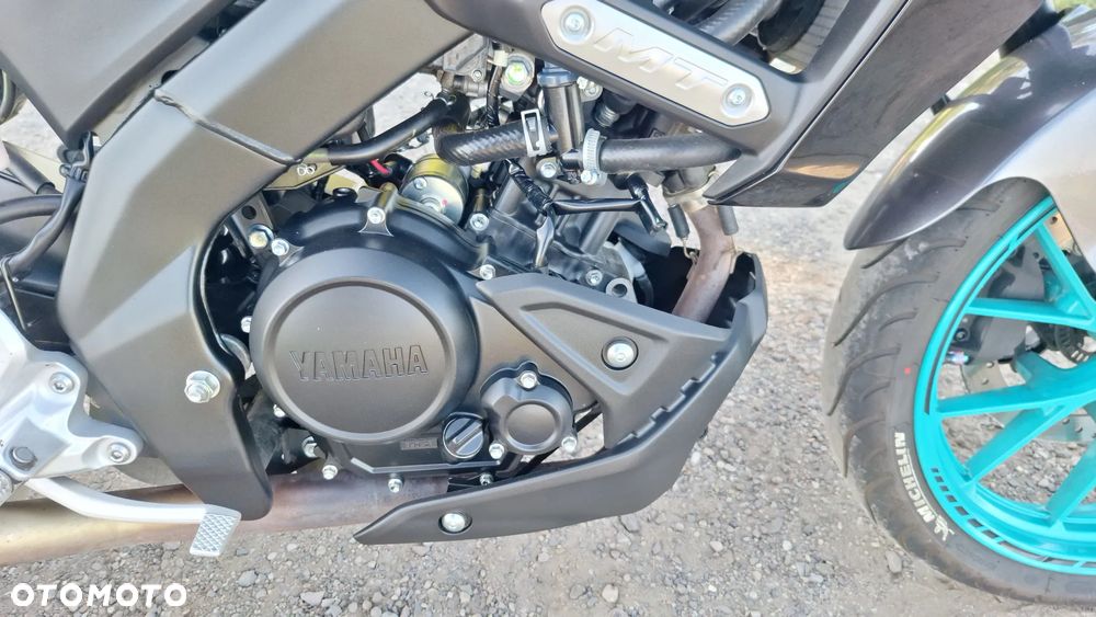 Yamaha MT - 7