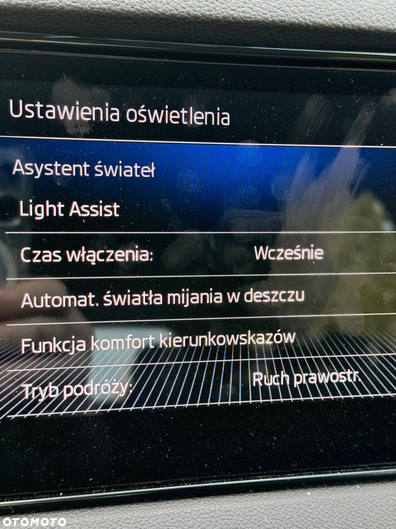 Skoda Karoq 1.5 TSI ACT 4x4 DSG Ambition - 11