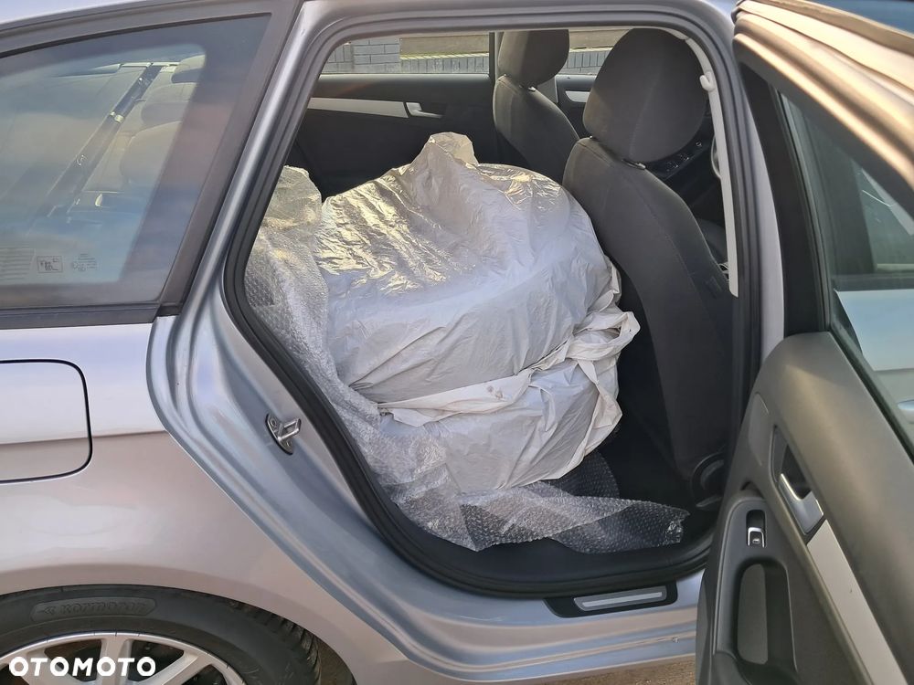 Audi A4 Avant 2.0 TDI e DPF Attraction - 20