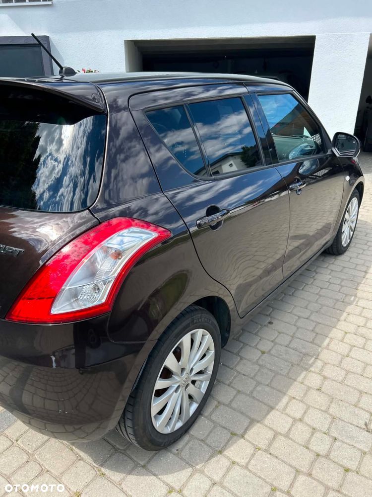Suzuki Swift - 4