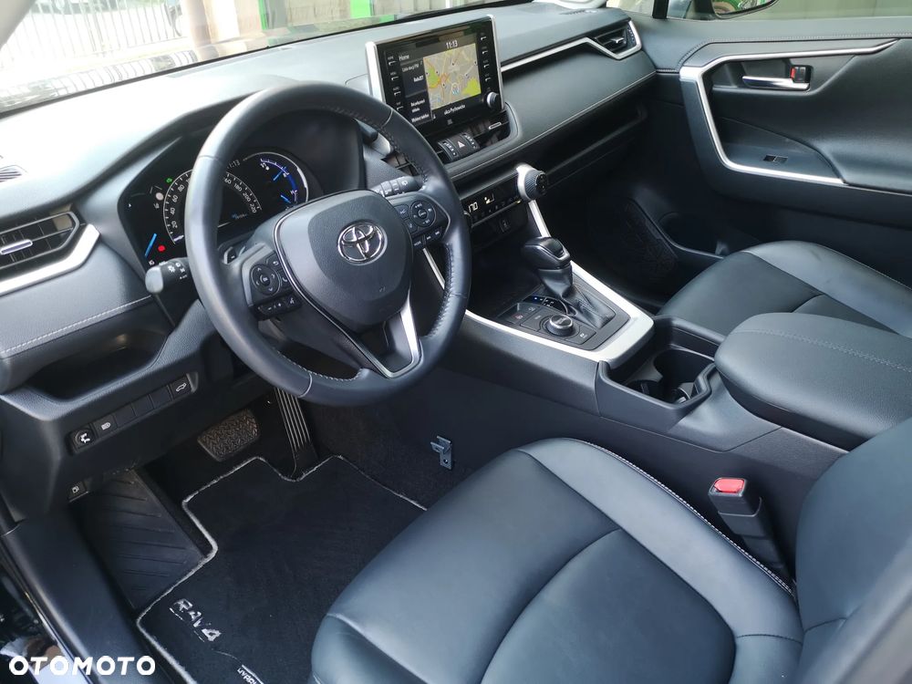 Toyota RAV4 - 16